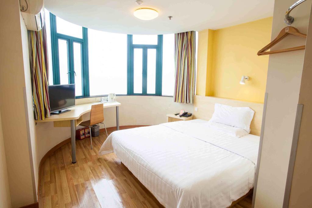 7Days Inn Huaihua West Bus Terminal Quarto foto
