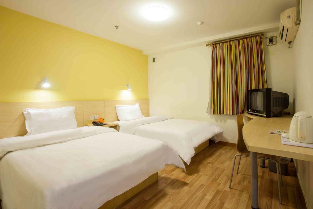 7Days Inn Huaihua West Bus Terminal Quarto foto